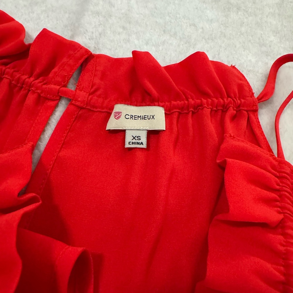 Daniel Cremieux top